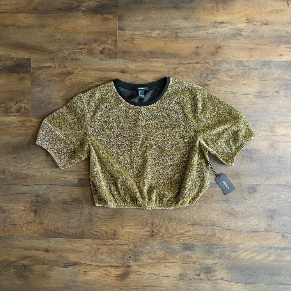 NWT Forever 21 Metallic Gold Black Top Size M